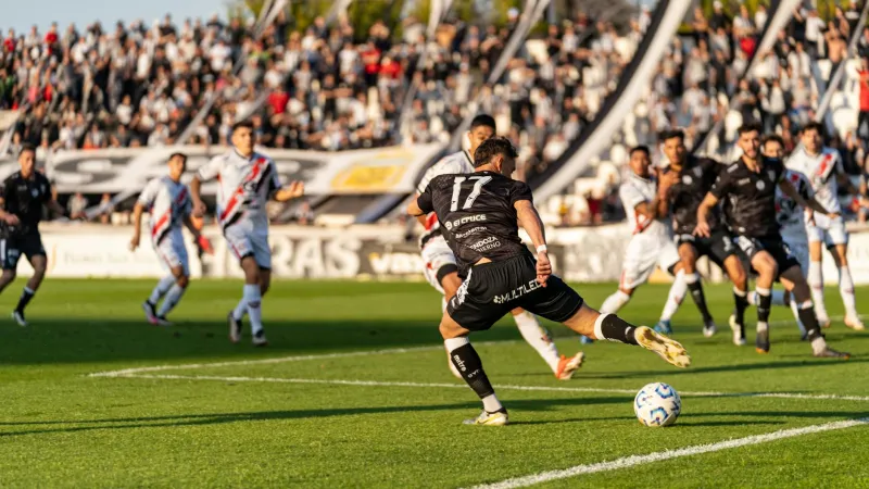 The Midnight Market: Why the Most Dangerous Hour in Soccer Is 11:59 PM on Deadline Day — and What American Fans Are Missing